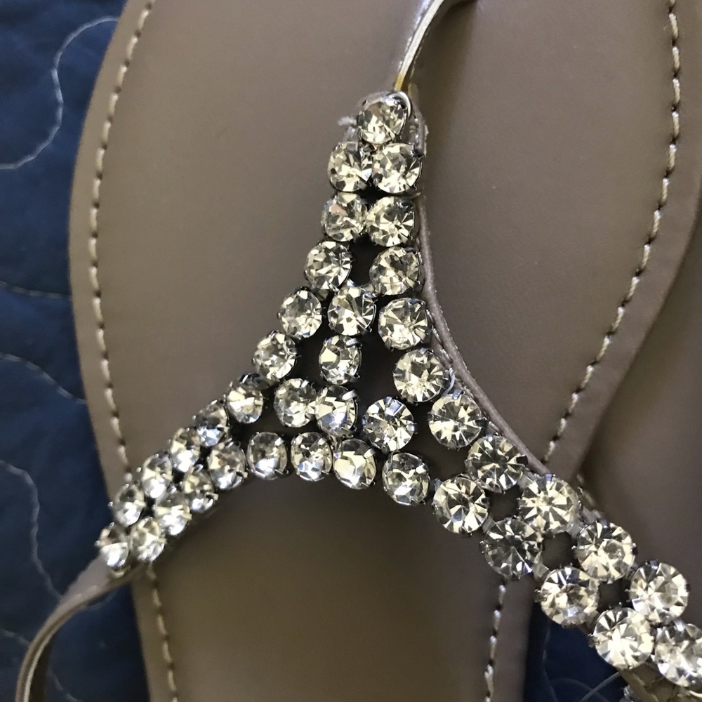 NWT Fabulous Ann Taylor Rhinestone Sandals Size 10